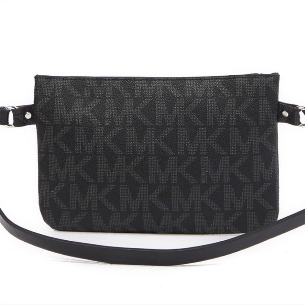 𝅺Michael Kors Chain Belt Bag New